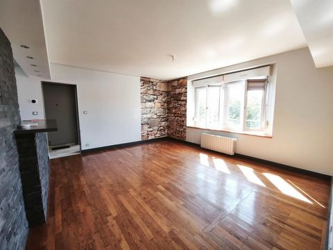 bel Apt situé au cœur du vieil Octeville