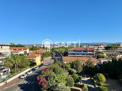 Studio rénové avec vue dégagée à 100m de la mer, Fréjus plage.