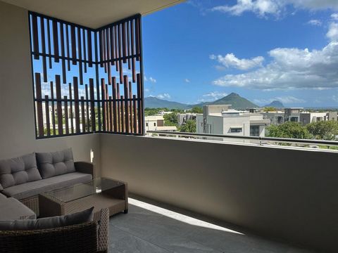 Reference : DMU1082CFFSW Location : Flic en Flac (near Cascavelle Mall) - Mauritius Category : G+2 Off plan project Status : Under construction - Delivery December 2026 Type : Apartments & Penthouses Availabilities : 3 bedroom apartments & Penthouses...
