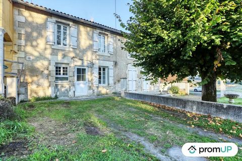 It is in a quiet and peaceful setting that is the house that we propose you to discover. It is a semi-detached house of 80 m2 with a well-kept garden, enclosed by a gate. The house consists of a fitted and equipped kitchen (oven, hob, extractor), a c...