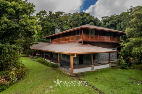 20056 - Beautiful house with 5 bedrooms and river in Heredia  Cabaña Tirol PROPERTY TYPE: Living place - House in condominium REFERENCE NUMBER: 20056 LISTING AGENT: Andrea Guillen    CONDITION: Used LOCATION: Province: Heredia Canton: San Rafael Dist...
