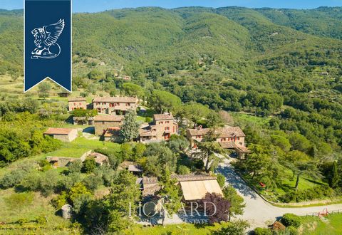 This prestigious complex with a pool is for sale in the town of Cortona, famous thanks to the book 