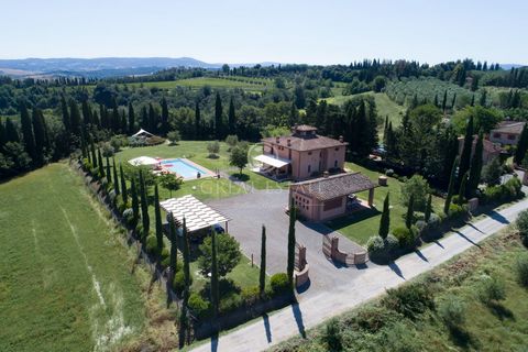 The square and massive structure, the turret with dovecote, the courtyard with stone annex surrounded by the Tuscan countryside with its fields and hills. These are the distinctive features of the so-called Leopoldian villas: country houses built in ...