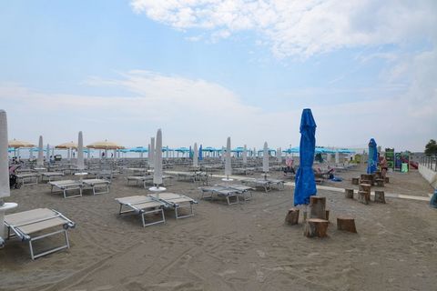 The chalet is located in Lido di Dante, a seaside resort of the Adriatic coast about 6 Km from the city of Ravenna and 8 km from the amusement park of Mirabilandia. The chalet is surrounded by nature and nestled into the Foce del Bevano natural park,...