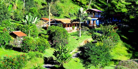 Eco Lodge For Sale in Salento Colombia Esales Property ID: es5553945 Property Location Refugio Puente Explanacion via Salento Salento Quindio Colombia Property Details With its glorious natural scenery, excellent climate, welcoming culture and excell...