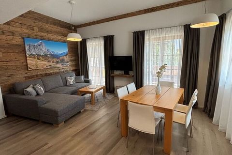 Experience ultimate comfort and warmth in this modern, well-equipped holiday flat, which creates a welcoming atmosphere thanks to the use of wood. The bright and spacious flat has a sauna and two bathrooms, ideal for relaxing hours after a day on the...