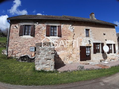 Maison de campagne dans hameau paisible