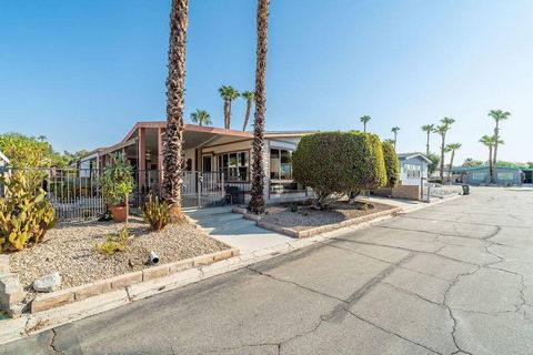 Wow!! You don't want to miss this amazing opportunity to own this 2bed/2bath home in the highly sought after community, The Colony in the beautiful city of Rancho Mirage. This move in ready home has been immaculately maintained. Perfectly designed wi...