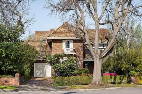 Expressions of Interest Closing on Tuesday 15th October at 1pm Designed by renowned Tudor-revival architect Robert Bell Hamilton, this distinguished c1930s four-bedroom, three-bathroom residence, set on 726sqm (approx.), exudes timeless elegance and ...