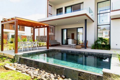 My Keys Realty is proud to offer for sale this luxurious 220 m², 3-bedroom en-suite villa located in Tamarin. The property boasts a swimming pool, breathtaking mountain views, and internet connectivity. This fully furnished residence is close to all ...