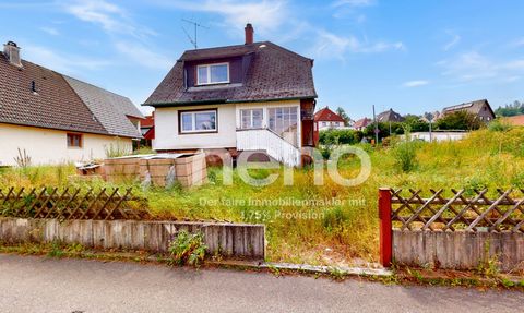 Welcome to this unique former farmhouse on a spacious plot on the outskirts of St. Georgen. The house needs extensive renovation. The property from 1920, which was partially gutted in 2020, has 168m² of living space. The ground floor has been convert...