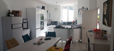 Maison de maître Rénovée entièrement 200 m² hab. ORLEANS (45)
