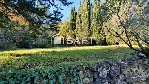 Terrain Constructible 3111 m2 avec Mazet