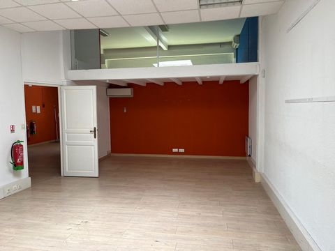Bureau 125 m2 - Courtine