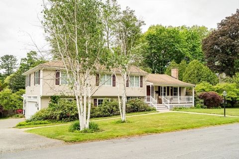 Located in one of Lexington's most desired neighborhoods, this 4 bedroom, 3 full bathroom house offers approximately 3,712SF of living space. The property features a spacious layout with an open floor plan, allowing for ample natural light throughout...
