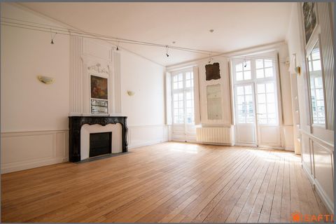 Bureau d'Exception 200 m2 8 pièces