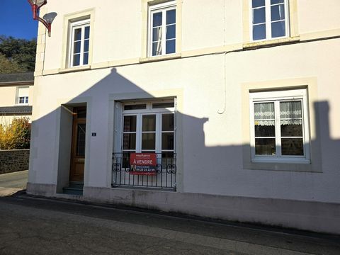 Maison familiale avec jardin et dépendance