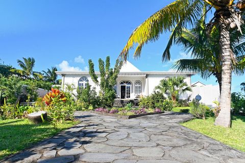 ENSEMBLE IMMOBILIER AVEC MAISON DE STYLE COLONIAL ET APPARTEMENTS
