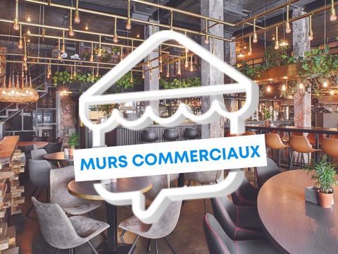 À VENDRE MURS COMMERCIAUX AVEC GRANDE VITRINE MONTLHÉRY (91)