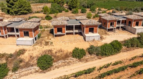 Set in a serene location, these designer villas redefine luxury with a sustainable edge. Perfect for up to six guests, each villa boasts 3 en suite bedrooms with king-size beds and elegant bathrooms. The show-stopping centerpiece is a 7-meter sliding...