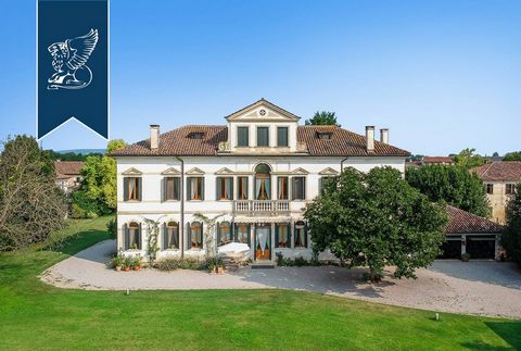 Not far from Treviso, in the heart of Veneto, there is this stunning 16th-century estate in a perfect Palladian style. Immersed in the greenery of a large, perfectly maintained one-hectare park, which also houses a luxuriant orchard and a vegetable g...