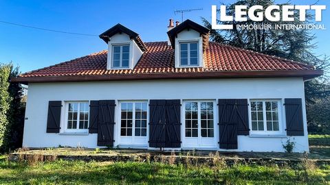 A18111JBR87 - This ready to move into house, perfect as either a permanent or holiday home is situated in a small hamlet only 6km from a village which offers basic amenities (grocery shop, bakery, bank, pharmacy...) The town of Bellac which offers fu...