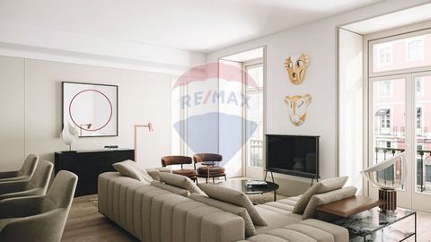 Description T3 – Floor 3 – Fraction F This magnificent and spacious 3 bedroom apartment with a total gross leasable area of 154m² has an east/west solar orientation, so it has abundant natural light in all compartments. The different heights of ceili...