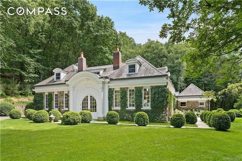 Coach Barn Hill - This unique stone carriage house, originally built for Moses Taylor, a 19th century merchant and banker, boasts year-round sunsets and views of the surrounding valley. Four architecturally significant structures surround a cobblesto...