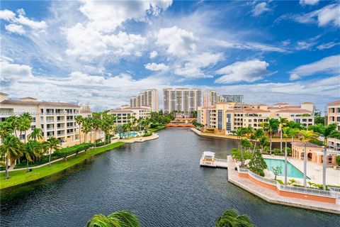 Live the Ocean Club lifestyle! Spectacular lake views in this oversized Ph unit, 2740 sq ft of living space under Ac, complete with a wraparound balcony, 3beds/4baths + maid's quarter which can be easily reconfigured into a family room or open den wi...