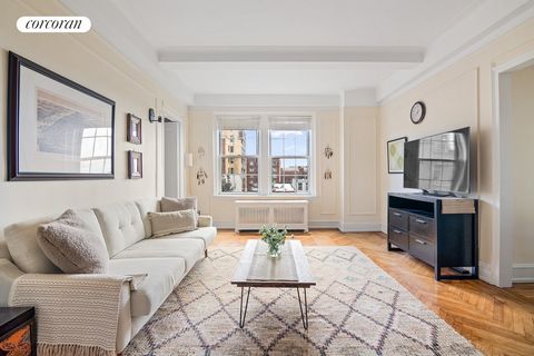 90 8th Ave, 6E This well proportioned pre-war home at The President promises to charm you. This serene apartment features a large bedroom complete with a newly renovated eat-in kitchen and a sunny windowed bathroom too! Pre-war details include beauti...