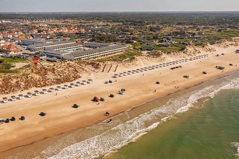 Danland Blokhus - Blokhus Holiday Center (anteriormente Holiday Center North Sea) Centro de vacaciones con i.a. parque acuático subtropical con tobogán, fitness y bienestar más arena, agua y dunas ubicadas justo afuera de la puerta. Mira películas en...