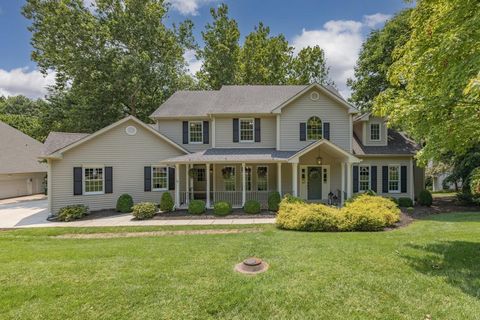 Spectacular 1.5-Story, custom-built home, in the desirable Ballas Pond Subdivision – Top Rated Kirkwood Schools, in the heart of Des Peres. This 5 Bedroom, 4.5 Bath home, has over 4,700 square feet of living space with finished Lower Level, has been ...