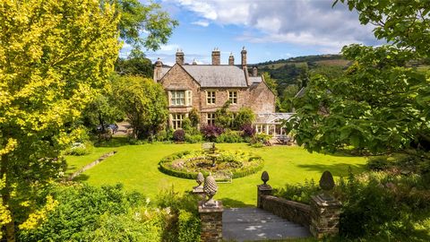 Jevington Hall is an extremely handsome Grade II listed house of Jacobethan style, standing in just under 14 acres of well-established gardens and grounds, nestled within the captivating landscapes of North Devon on the periphery of the popular coast...