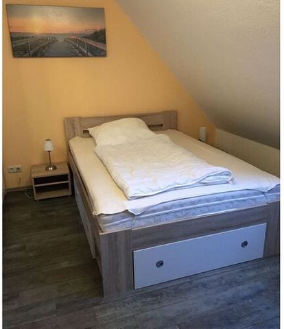 Il nostro appartamento per vacanze Slaapdott è confortevole, centrale e recentemente modernizzato. L'appartamento ha una superficie di 76 m² con 3 camere da letto su 2 piani e può ospitare fino a 7 vacanzieri. Sono inoltre disponibili un lettino da v...