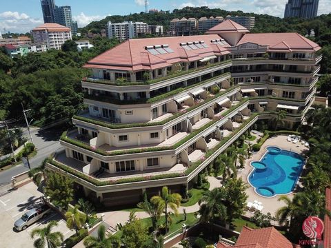 Pratamnak - 116 m² - 3 slaapkamersTe koop 6.500.000,- Baht Condo details:- 3 Slaapkamers- 2 Badkamers- Groot balkon- Woonkamer 116 m².- 5e verdieping unit met uitzicht op het zwembad Nordic Park Hill ligt in Pratumnak, een rustige omgeving tussen Jom...