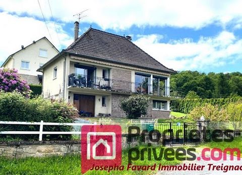 Josepha Favard Private Properties, offers you in Exclusivity, this house at the price of 157,500 euros HAI (agency fees payable by the seller); located on the heights of Treignac Medieval village close to the center and all amenities. This very brigh...