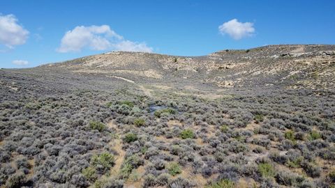 Discover this 396 +/- acre ranch situated in a historical and picturesque setting, perfect for exploration, relaxation, and hunting in Superior, Wyoming. Known for its breathtaking vistas and proximity to various recreational opportunities, Superior ...