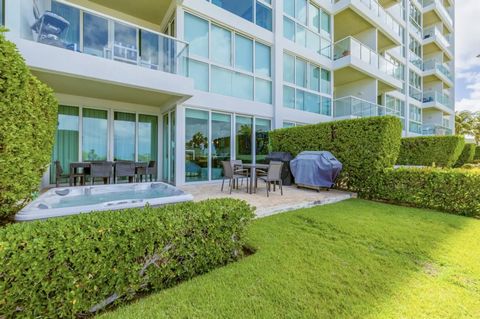 Luxe appartement aan de oceaan in Blue Residence Aruba Ontdek de ultieme eilandlevensstijl met dit prachtige appartement met 2 slaapkamers en 2 badkamers in de Indigo Tower van Blue Residence. Dit prachtige huis ligt op de begane grond en biedt een r...