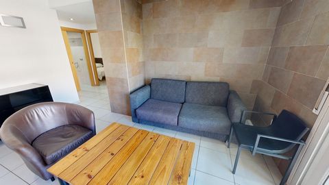 Wohnung → Wohnung in Roses Bereich Salatar, 95 m. der Oberfläche, 12 m2 der Terrasse, 100 m. vom Strand, ein Doppelschlafzimmer und 2 Einzelschlafzimmer, 2 Badezimmer, Eigenschaft, um einzutreten, um zu leben, ausgestattete Küche, Innenschreinerei vo...