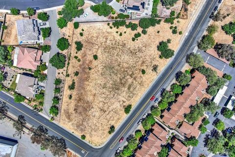 This 1.7 +/- Ac is lot located in the Vacaville Downtown Area. This lot is zoned General Commercial. Geological reports and Phase one have been completed.