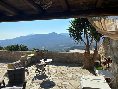 Papagiannades, Sitia, East Crete: Very traditional stone house with a large garden of olive trees. The property is 12km fr?m the sea and Makry Gialos resort. A nice traditional ground floor house of approximately 135m2 located on a plot of 770m2 part...