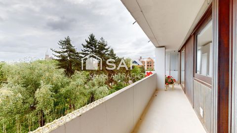 Grand T3 face à la Mairie de Lille – 83 m²