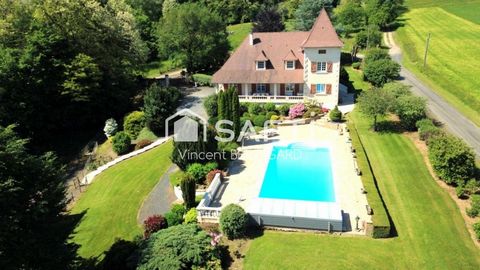 Maison de caractère 7 pièces avec piscine à St Ybard
