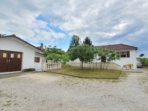 Maison à vendre 4 pièces LE BUGUE (24)