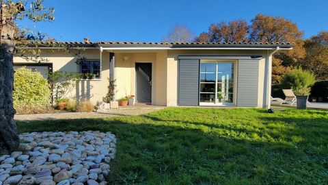 Maison lumineuse au calme , 3 ch , garage , piscine