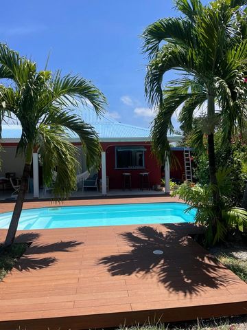 Charmante maison F4 avec piscine sur 610 m² proche plages
