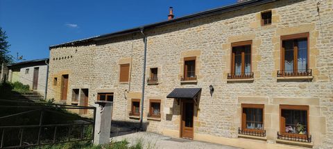maison à rafraichir avec beau potentiel