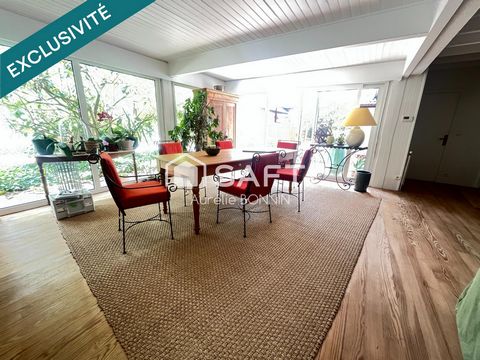 Talence ensemble immobilier comprenant maison de plain pied + dépendance bâti de 320m² avec jardin