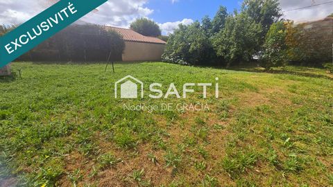 Terrain de 580m2 avec tout à l'égout plein centre