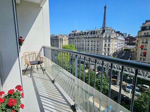 Appartement à vendre 2 pièces PARIS 15EME ARRONDISSEMENT (75) avec balcon vue Tour Eiffel